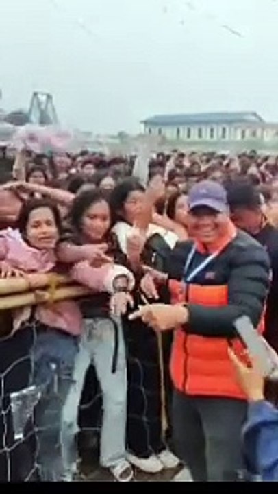 पागल भारतीय संगीत कार्यक्रम çılgın Hint konseri Offical Video