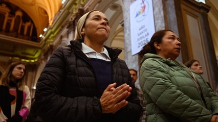 Fieles de América Latina se despiden del Papa Francisco