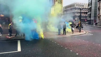 Leeds fans party in city centre following promotion