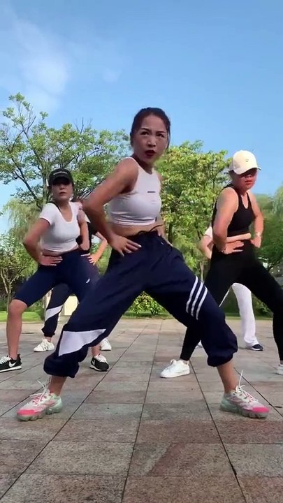 #CapCut #foryou #fyp #exercise #gym #health #thin #fat #fitgirl #girl #Fitness