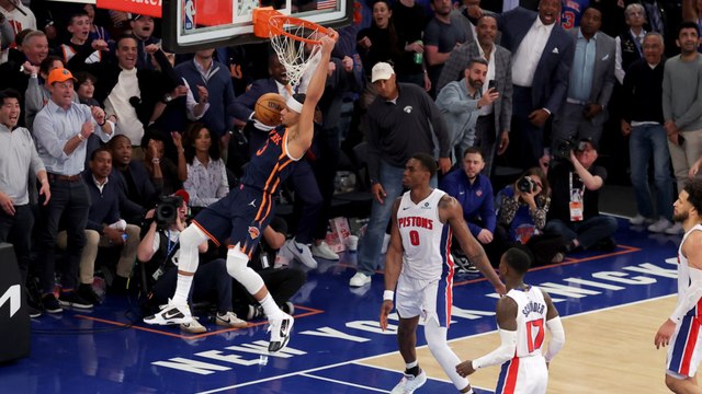 Close NBA Game at Madison Square Garden: Knicks vs Pistons