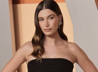 Hailey Bieber dévoile un adorable cliché avec son fils Jack à l’occasion de Pâques