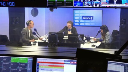 Mort du pape François : sur la place Saint-Pierre, les visiteurs du monde entier continuent d'affluer