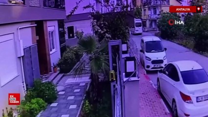 Antalya'da kreş servisinde kaybolan çocuk 8 saat sonra parkta bulundu