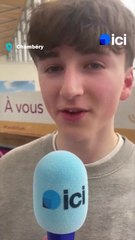 "J'ai envie de représenter la Savoie !", un jeune Chambérien participe au concours de piano de la SNCF