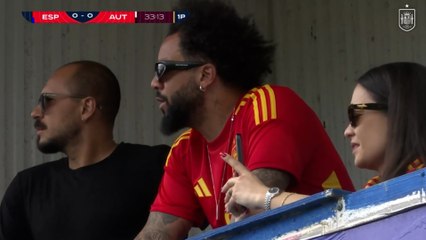 Enzo sigue haciendo goles con la selección y Marcelo lo celebra con La Roja puesta
