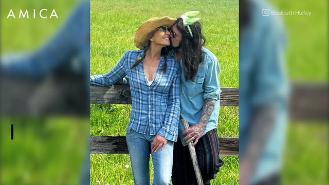 Elizabeth Hurley e Billy Ray Cyrus: è davvero la coppia a sorpresa del 2025!