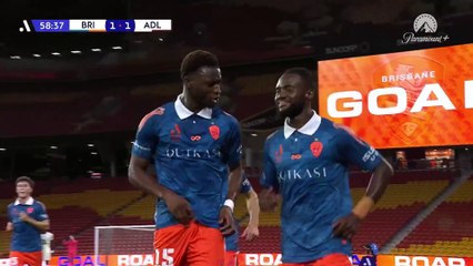 Asumah Abubakar harika bir golle takımını ipten aldı