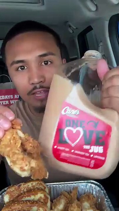 Follow for more ASMR videos🌮🍟 Credits: @lifeofcian_ #mukbang #asmr #fastfood #asmreating