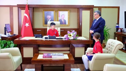 Sinop’ta minik yöneticiler koltuğa oturdu