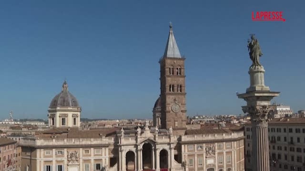 Santa Maria Maggiore, ecco i preparativi nella Basilica in cui sarà sepolto papa Francesco