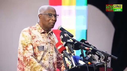 Le PM Bah Oury aux enseignants " Vous avez pris l'initiative d'organiser cette journée de reconnaissance à l'endroit du Président de la République. Si vous ne l'aviez pas fait, on aurait eu un sentiment d'ingratitude."