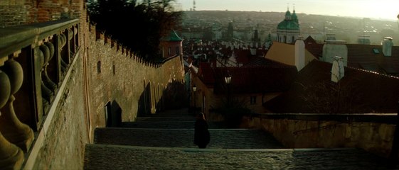 Un amore dal passato e uno misteriosamente sparito: al cinema il film evento "April Come She Will"