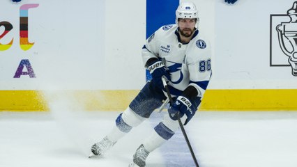 Analyzing Conn Smythe Trophy Favorites: Hellebuyck & Kucherov