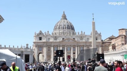 Así se encuentra la Plaza de San Pedro en Roma tras el fallecimiento del Papa
