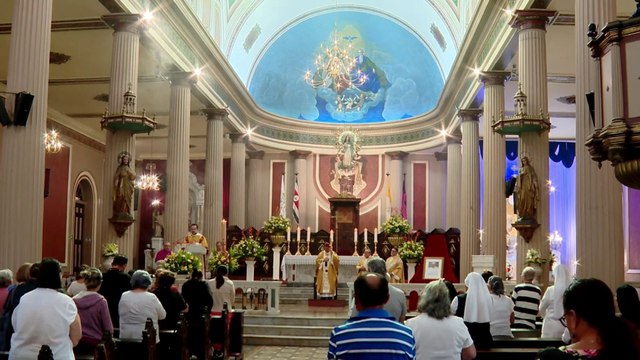 tn7-arzobispo-de-san-jose-ofrece-misa-de-sufragio-del-papa-francisco-220425