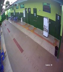 Ladrão cagão: homem invade, comete furto e defeca no interior de escola