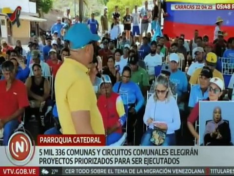 Caraqueños aseguran que las consultas fortalecen la democracia participativa y protagónica