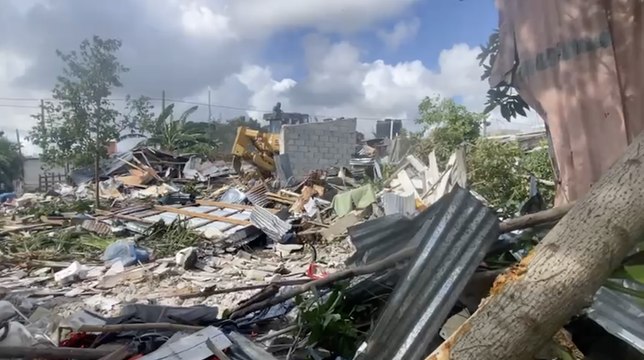 Migración detiene 500 haitianos irregulares en Mata Mosquito y desmantela viviendas