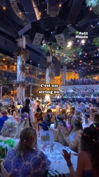 C’est enfin le retour tant attendu de Mamma Mia! ✨ À La Seine Musicale, préparez-vous à chanter et danser sur les hits d’ABBA dans un spectacle spectaculaire. 🥰👉🏻 Abonne-toi ! 🌳©️ Crédits : @mammamiapartyuk, @luciandanciu et Tamara