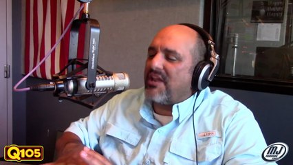 MJTV: Froggy noticed something about Fester's outfit