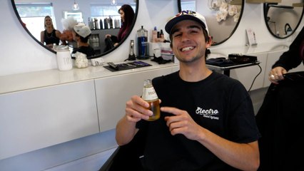 Justin Cuts Hollywood Kyle's Hair