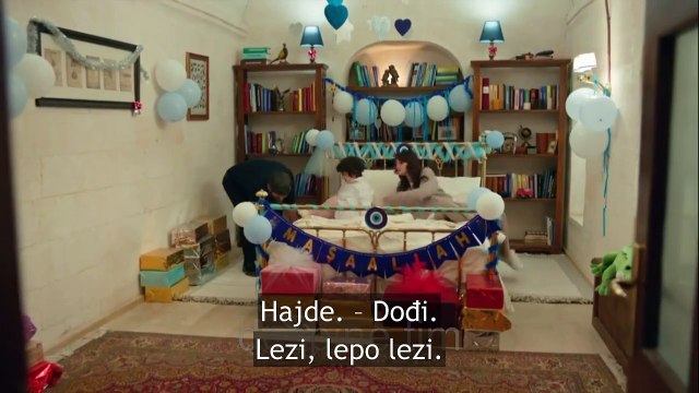 Daleki grad - 22. epizoda / Nadam se da se ovih lepih trenutaka neću sećati u samoći