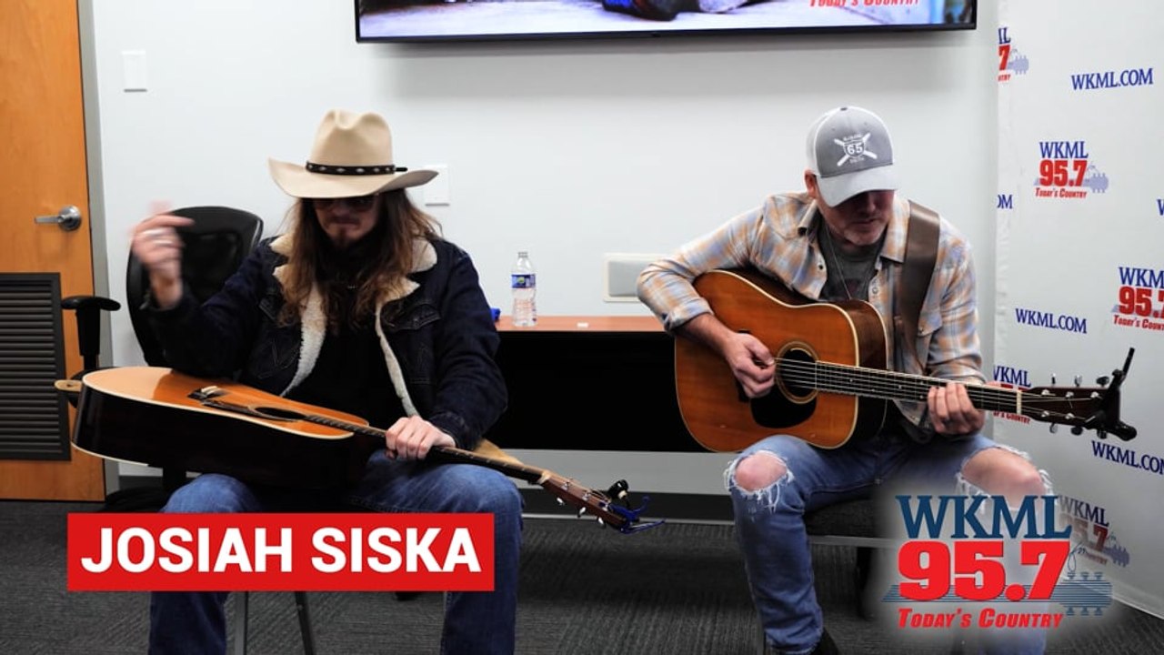 Studio B Sessions: Josiah Siska - "3 Tequila Floor"