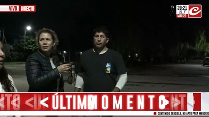 Vecinos marchan a la puerta del country