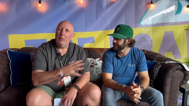 Thomas Rhett Backstage with Razz at TidalWave Music Festival 2023
