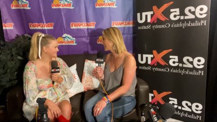 Hailey Whitters Backstage with Andie Summers at TidalWave Music Festival 2023