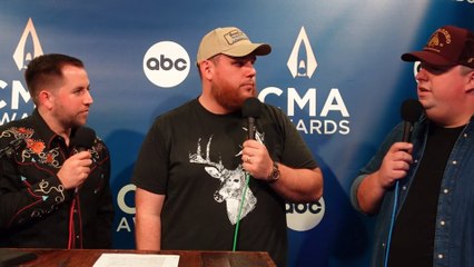 Luke Combs On Wearing A Family Kilt In Dublin