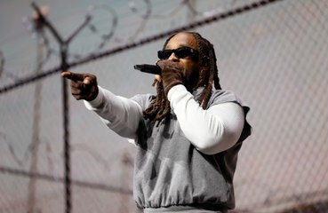 タイ・ダラー・サイン、コーチェラで服役中の兄とデュエット