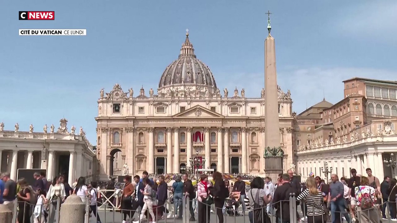 Les fidèles invités à se recueillir devant la dépouille du pape François