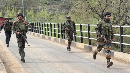 Video: We’re Indian Army, soldier assures as woman, son scream in Pahalgam