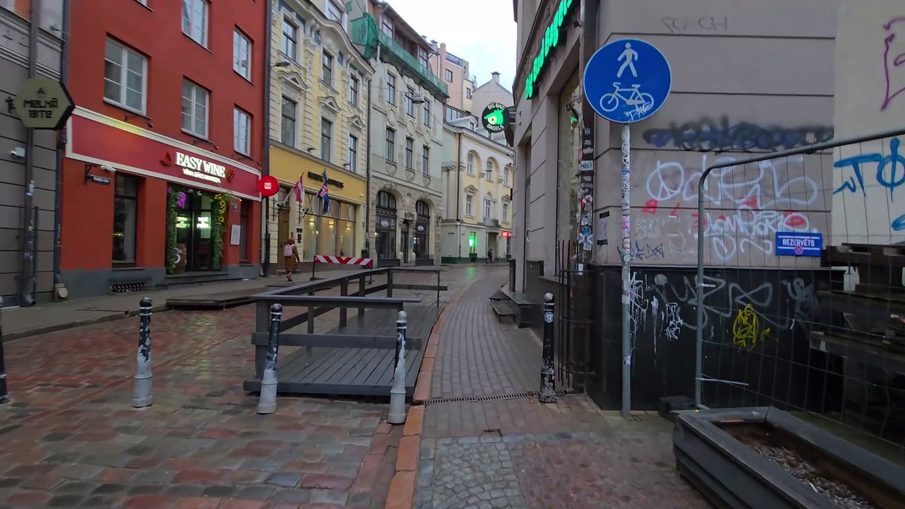 Samsung Galaxy S25 Ultra test video 4k walk