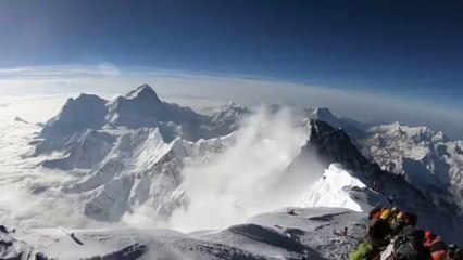 Ever wondered what the view from the summit of Mount Everest looks like