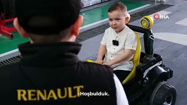 Önlüğü giyen minikler, ustalığa soyundu