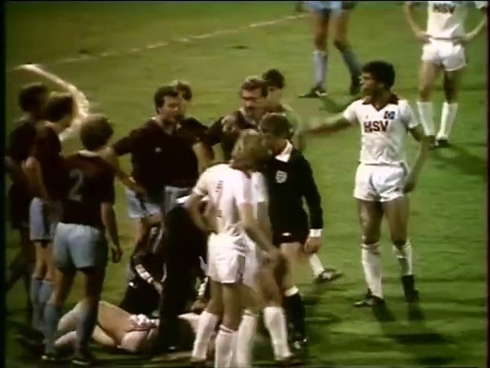 COUPE DE L'UEFA - 1981 - SAISON 1981/1982 -