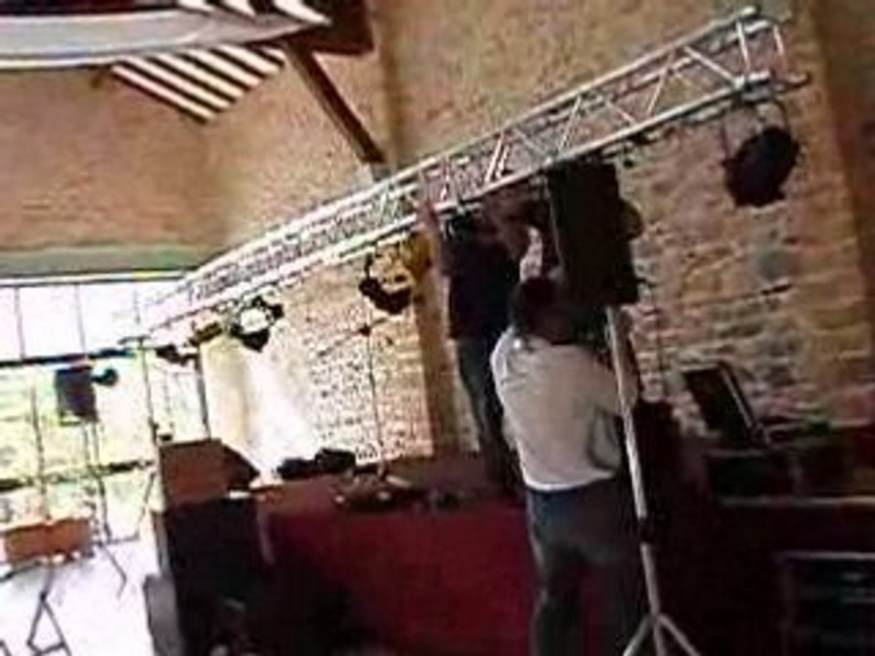 1,2 micro test icule ça monte ça arrive