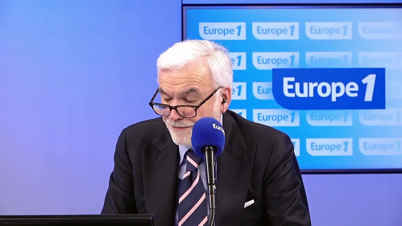 Pascal Praud et vous - Drapeaux en berne pour la mort du pape François : «Ce sont les racines chrétiennes de la France que l'on célèbre»