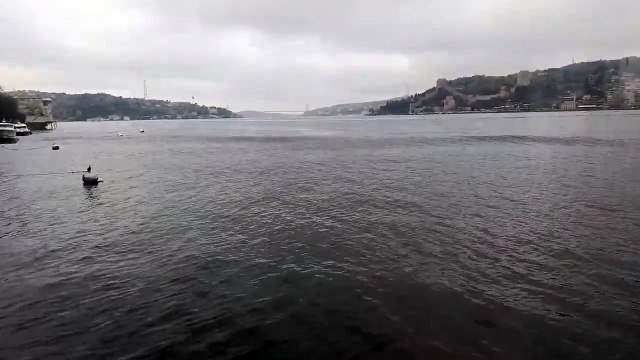 İstanbul’da peş peşe korkutan depremler: Boğazda deprem anı böyle kaydedildi