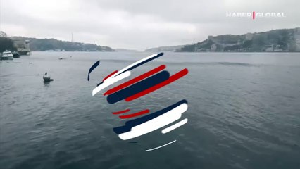 İstanbul'daki 6,2 büyüklüğündeki deprem anında İstanbul Boğazı'nda korkunç görüntü