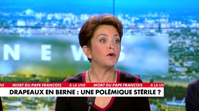 Judith Waintraub : «En 2005, à la mort de Jean-Paul II, François Bayrou expliquait que mettre les drapeaux en berne était une infraction a la laïcité»