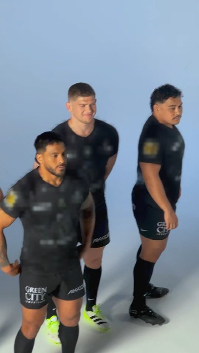 Ça ! C’est le nouveau maillot du Stade Toulousain, en collaboration avec l’@esa 🔴⚫️🚀Magnifique non ? 🤯Reste branché, car on te fait découvrir tous les secrets de ce maillot 🤫