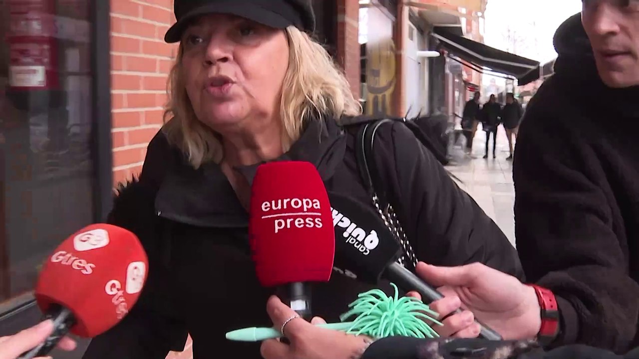 Terelu Campos aviva la polémica. ¡Su chófer le abre el refresco tras las críticas por diva!
