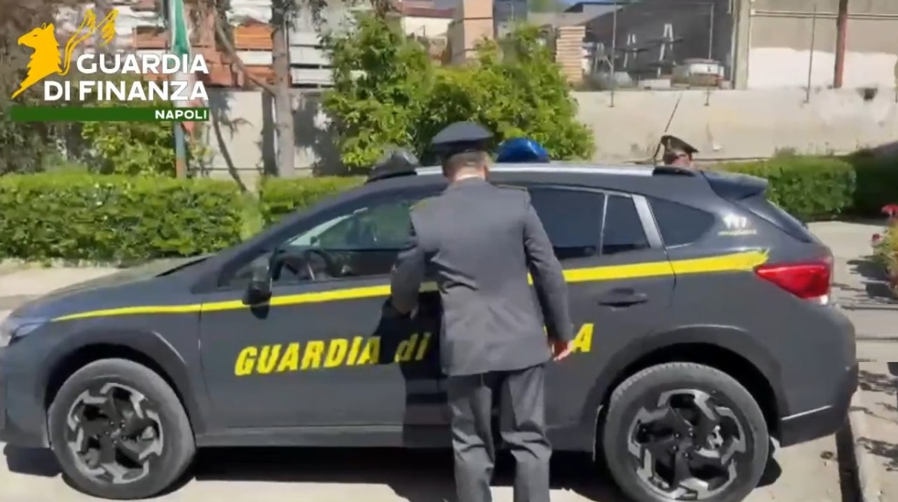 Ercolano (NA) - Frode fiscale e fatture false: sequestro per circa 900mila euro della Guardia di Finanza (23.04.25)