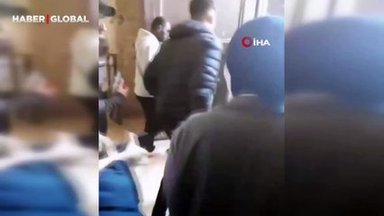 Ayasofya’da depreme yakalananlar kendilerini panikle dışarı attı