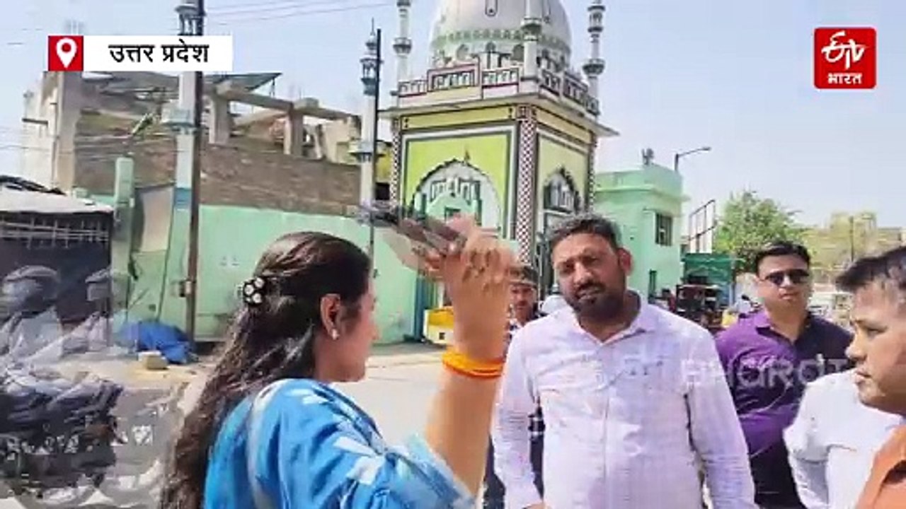 संभल में PWD की सड़क पर मंदिर-मस्जिद, सरकारी स्...