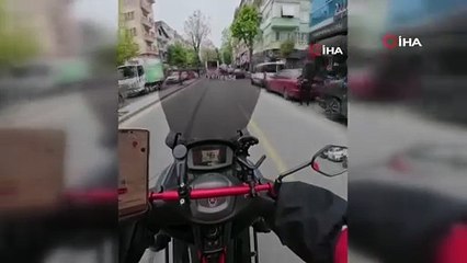 Depreme motosiklet üzerinde yakalandı!
